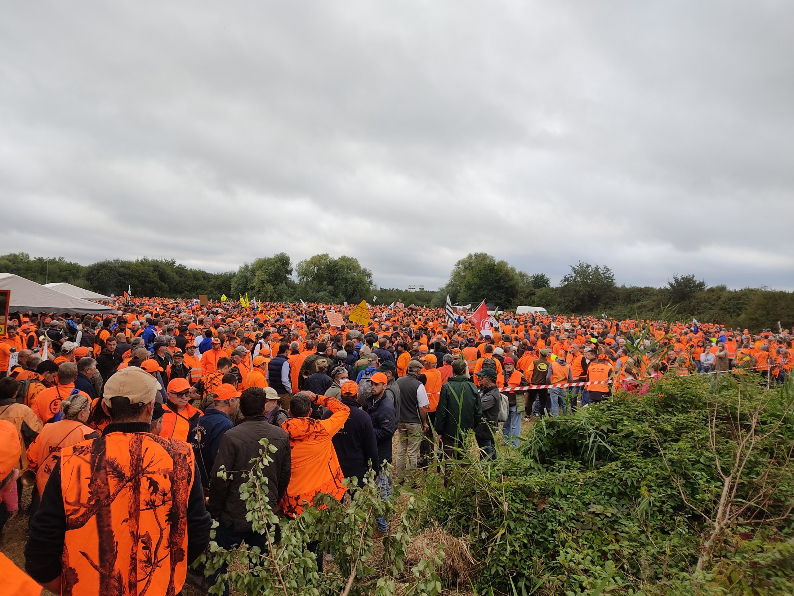 Manifestation pour la défense de la chasse et de la ruralité à Redon (35)